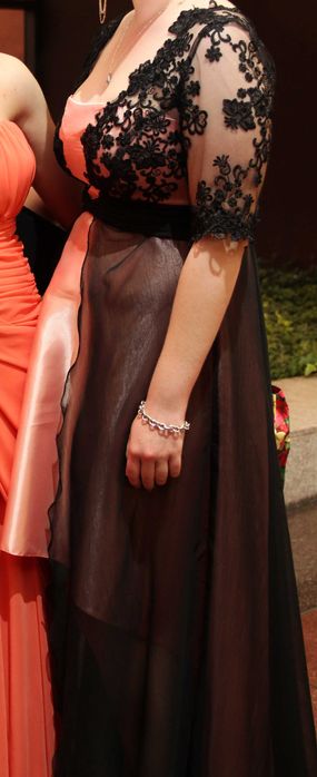 Бална рокля абитуриентска