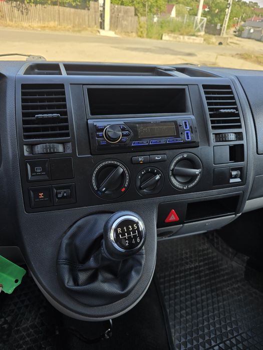 Vw transporter t5  4motion.  Dublu-cabina  Lung.   4x4