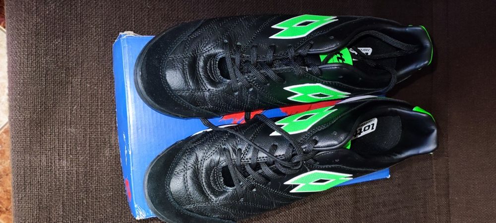 Футболни обувки UMBRO, ном.45