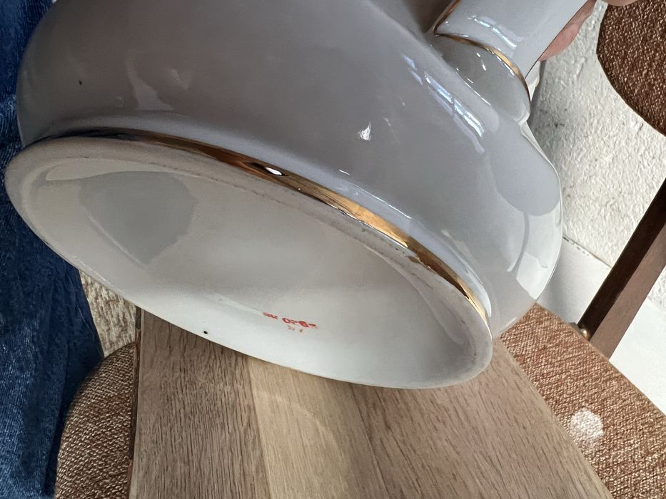 Супник -антика изкрючително запазен