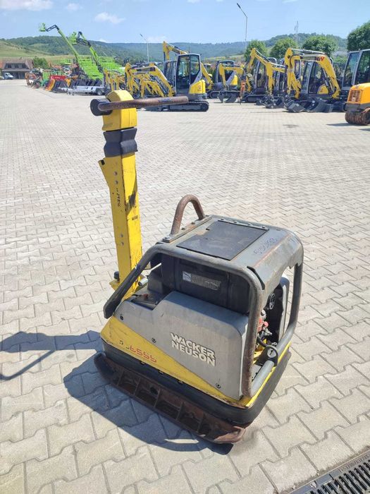 Placa vibranta reversibila Wacker Neuson DPU6555Heh Folosit, SH