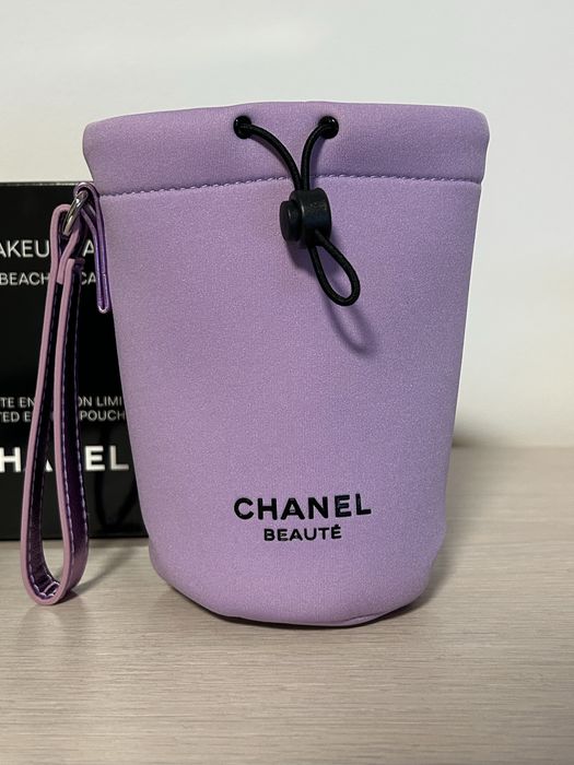 Chanel Beaute Pouch