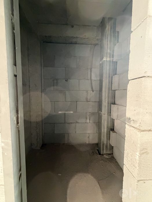 Продаю 1 ком кв  Куйлюк-2 ХОН САРОЙ, коробка