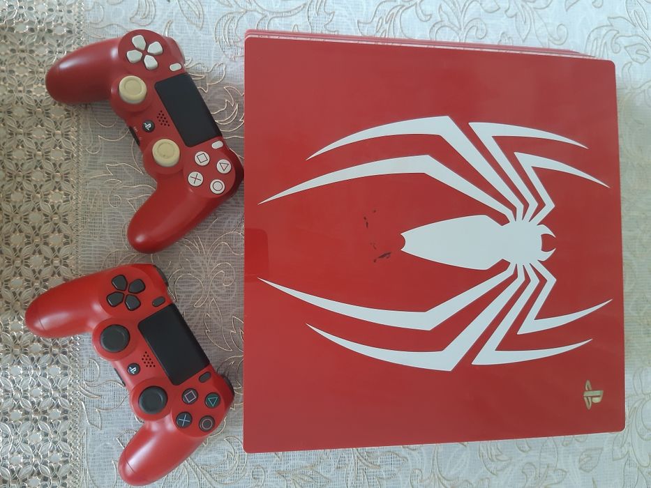 Playstation 4 Pro 1 TB 500GB