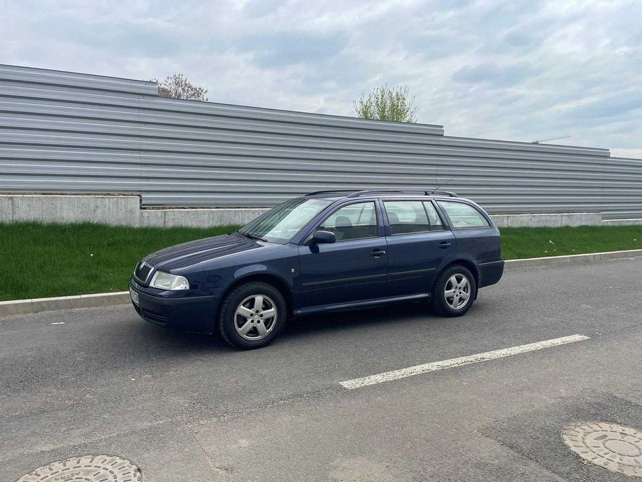 Skoda Octavia 1 break 4x4 1.9 Diesel