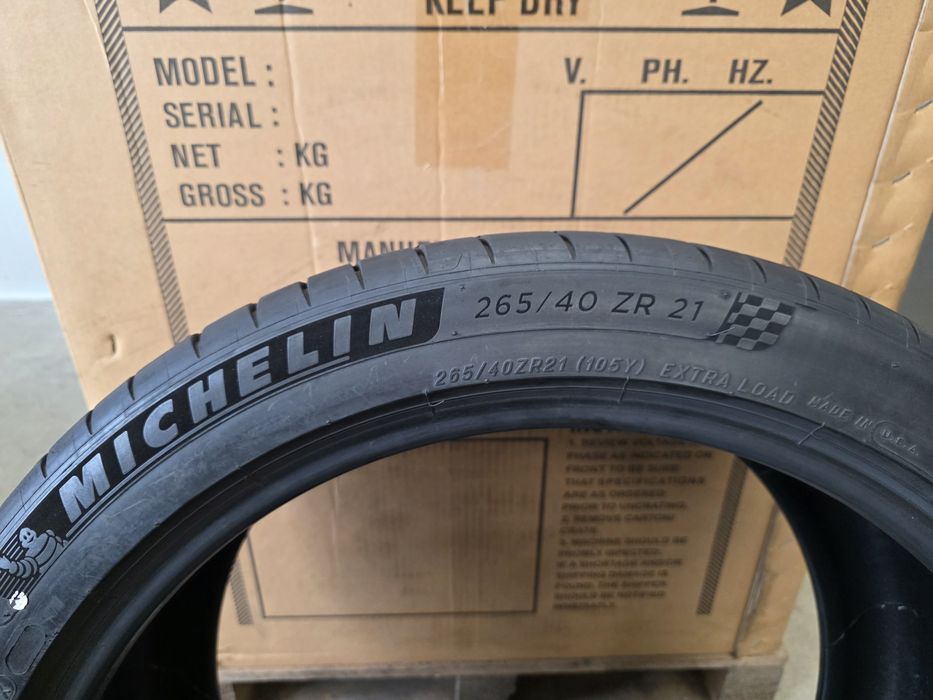 265/40/21 & 295/35/21 4бр.MICHELIN PILOT 4S -Неразличими от НОВИ-DEMO