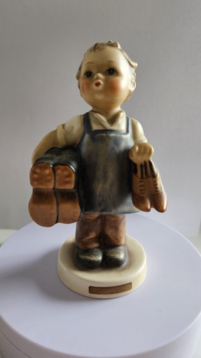 Goebel Hummel, порцеланова фигура, Boots, номер 143/0 TMK3