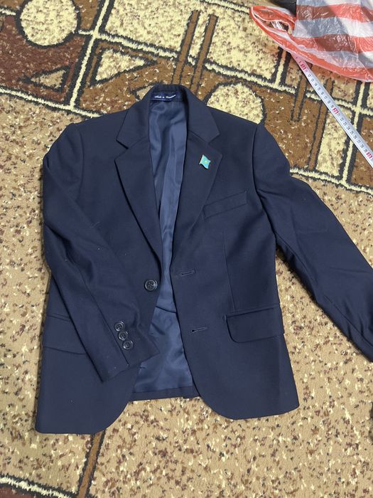 Школьный набор одежды и обувь школьнику