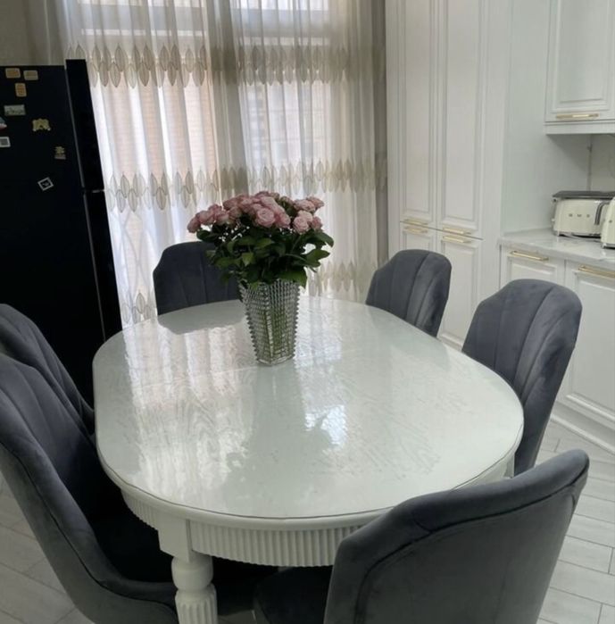 Стол со стульями 6 штук