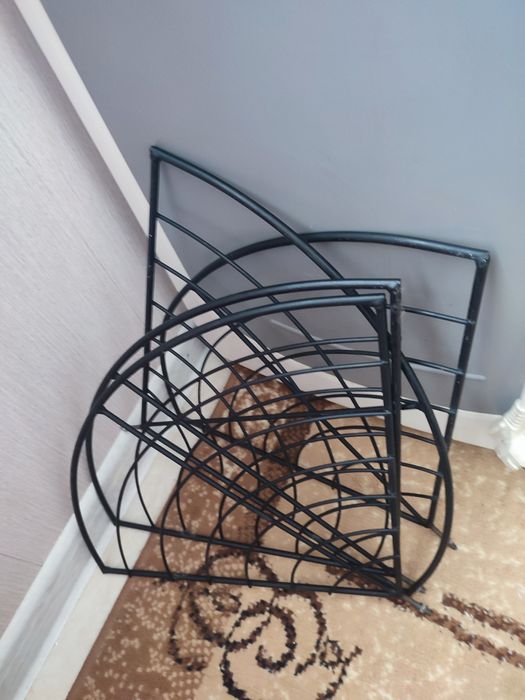 Подставка под цветы