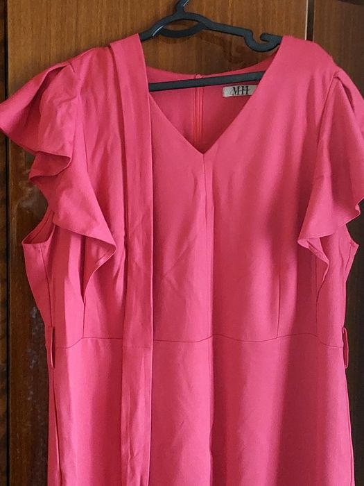 Красивое, модное платье, импорное, почти новое