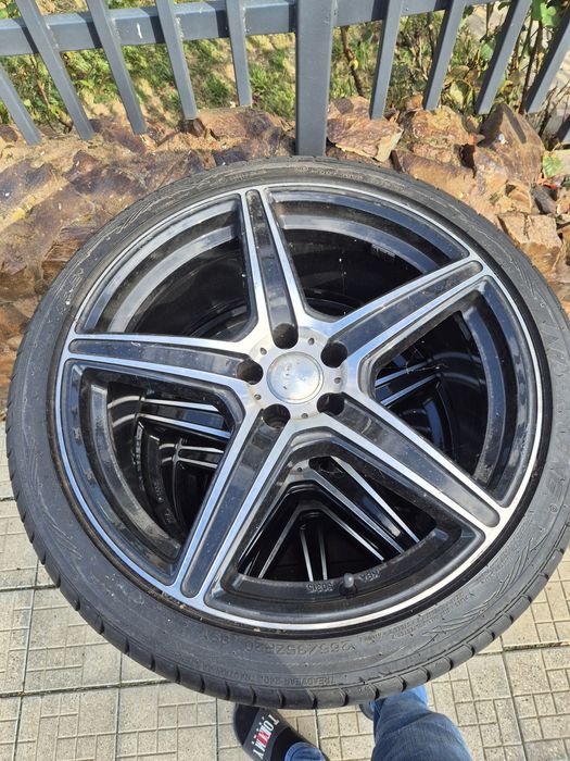 Jante auto pe 20 de pe un audi A7 din 2012