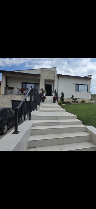 Casa Zona Sărmaș foarte aproape de centru!