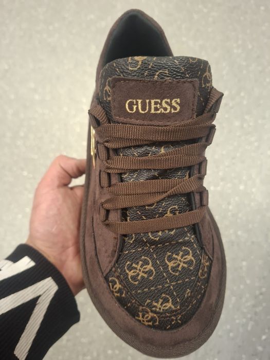 Adidasi Guess calitate premium