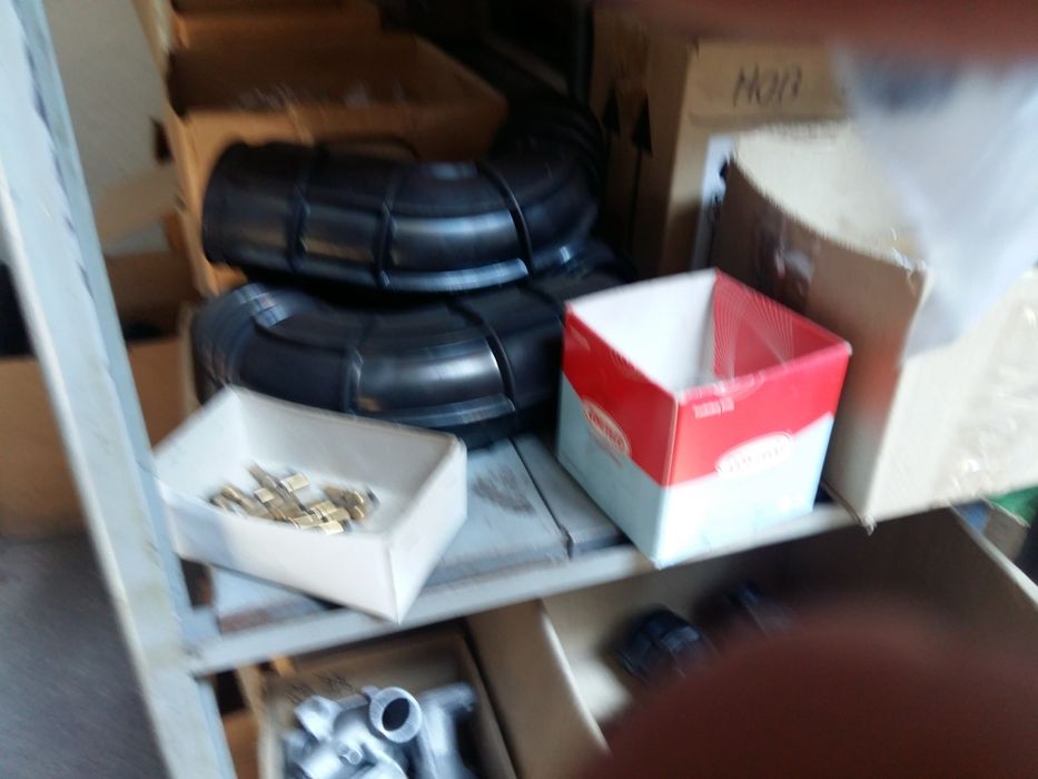 Авточасти едрогабаритни части за руски коли лада нива москвич и други