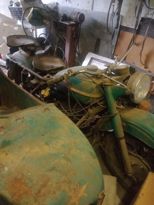 Мотоцикл Урал с люлькой