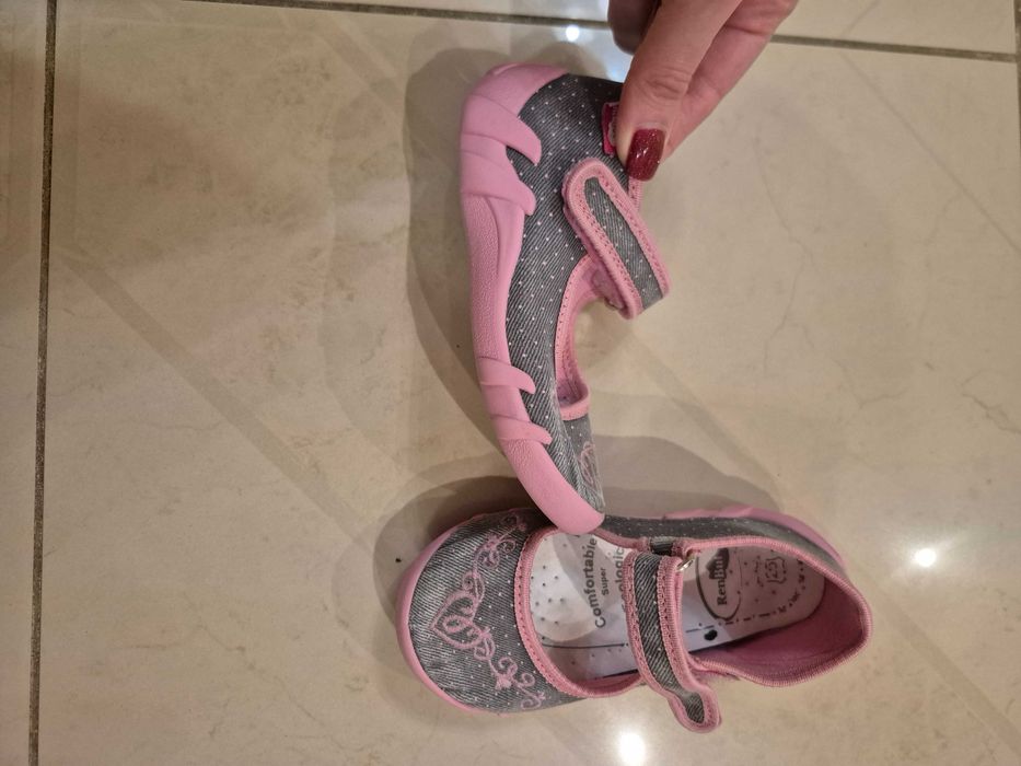 Пантофи 3 броя/обувки