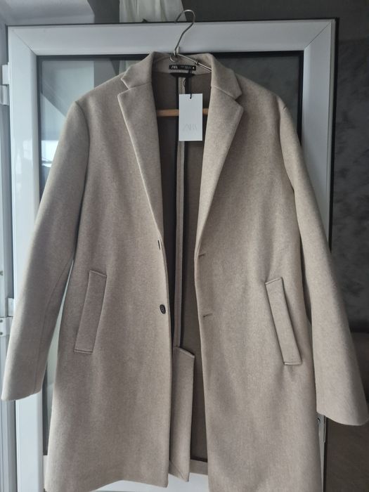 Palton nou Zara femei 44