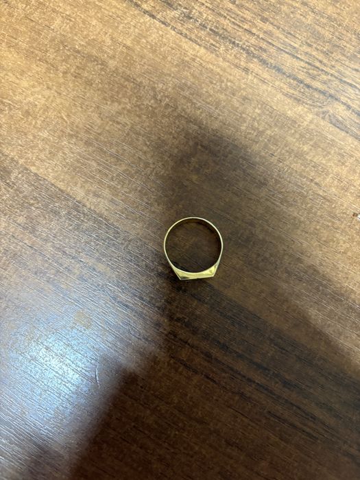 Золотая печатка 750 пробы