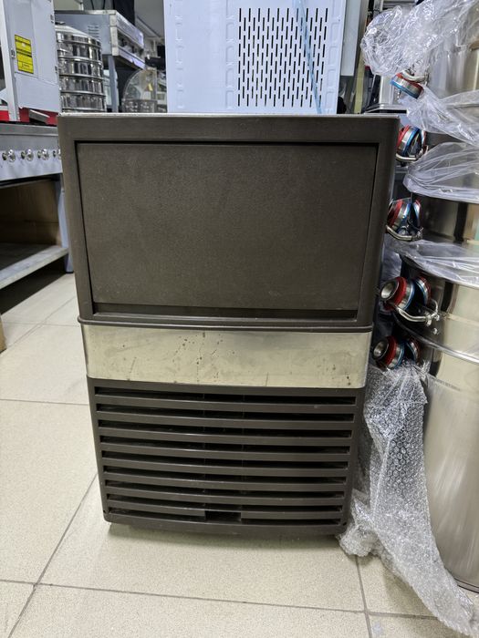 Льдогенератор 50 кг буу