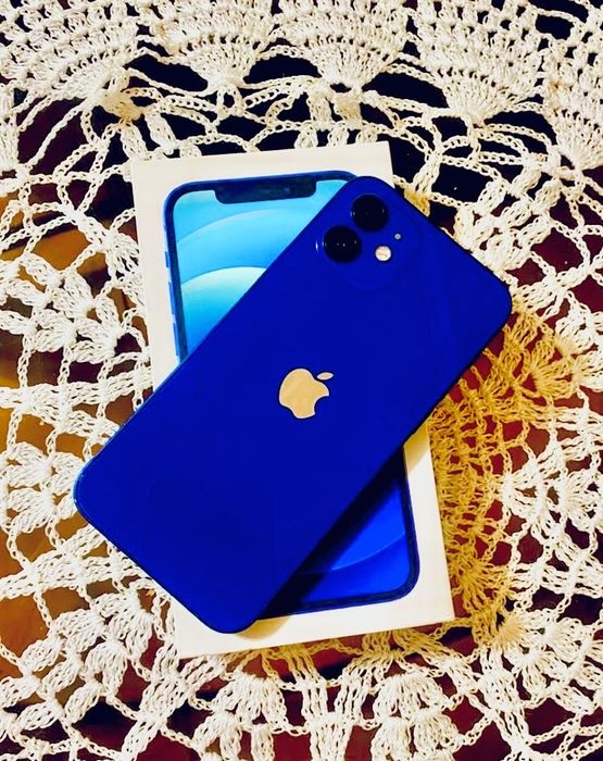 IPhone 12 в отличном состоянии