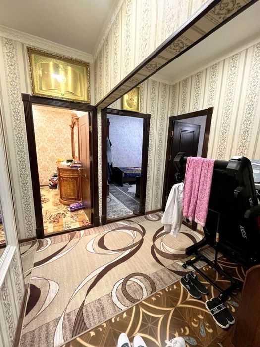 Tinchli metro 3/5/5 balkon 2/6 srochno sotiladi