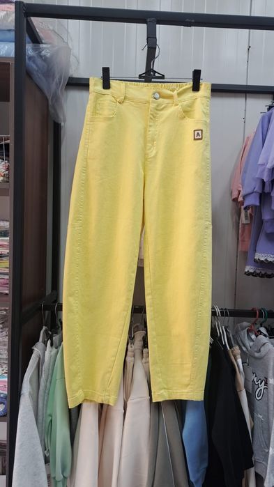 Джинсы /брюки женские