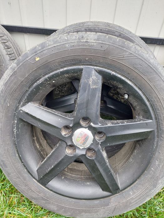 Vând cauciucuri de vară plus jante de aluminiu Seat Altea