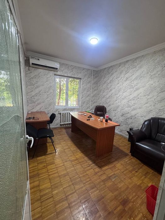 Продажа 2/1/4 на Юнусабад-12 [70м²] первая линия для бизнеса