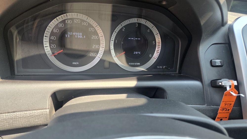 VOLVO XC60 0 — imagine 5