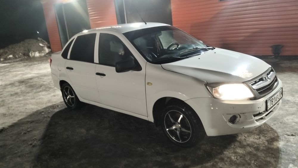 Продам гранта 2013 год