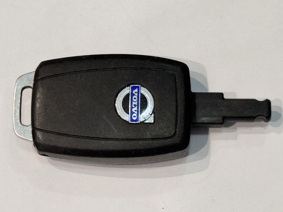 Оригинален ключ за Volvo с платка