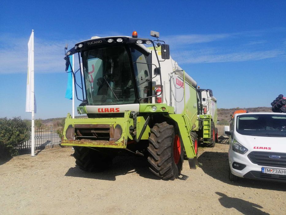 Combina CLAAS TUCANO 320