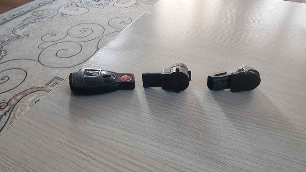 Продам Ключи и Парктроники от Мерседес