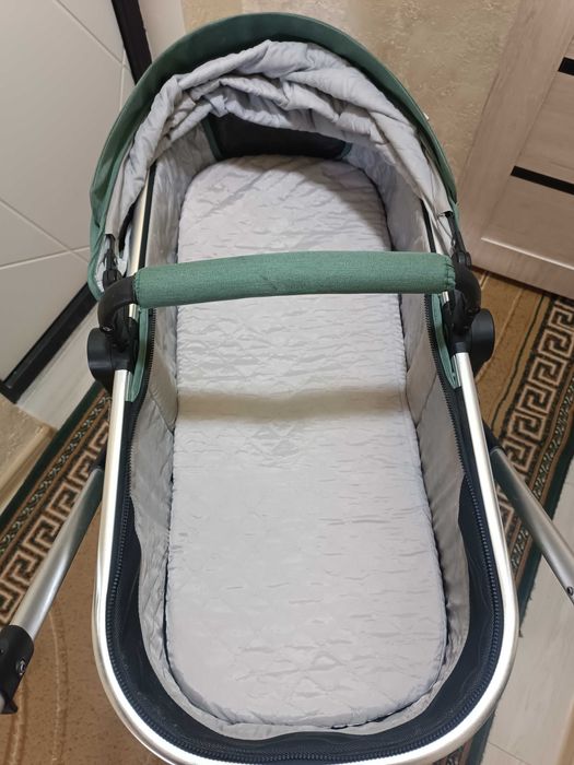 Продам детскую коляску