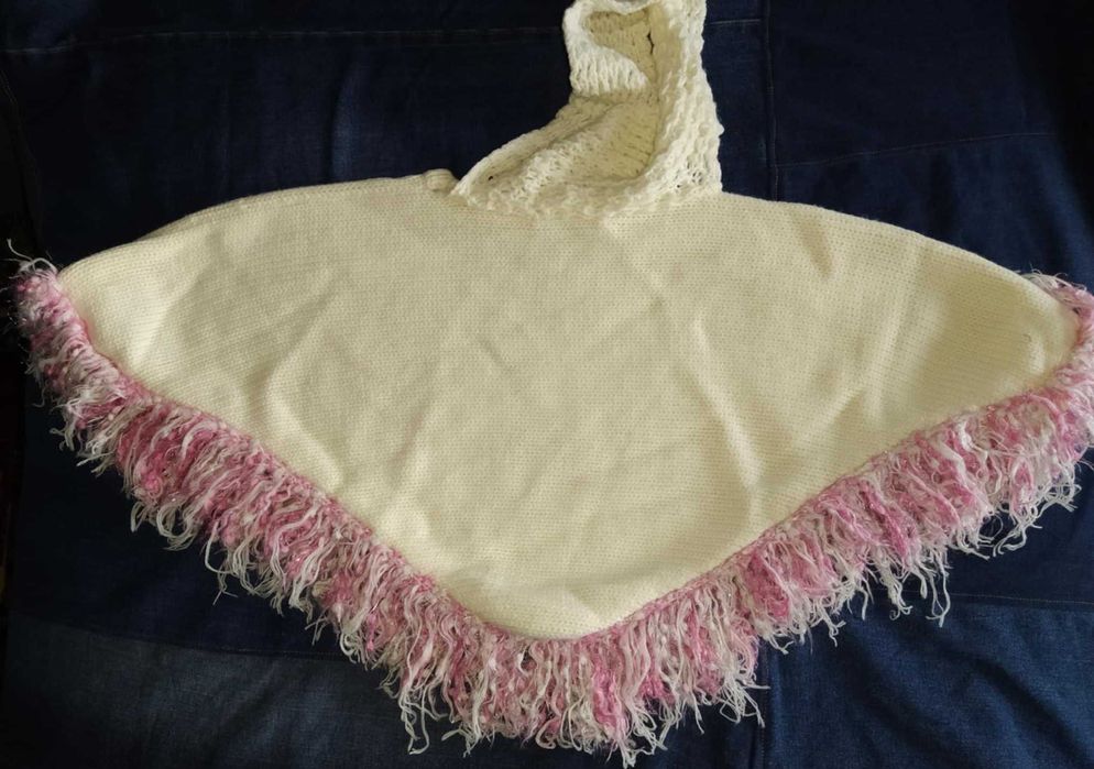 Артистично пончо