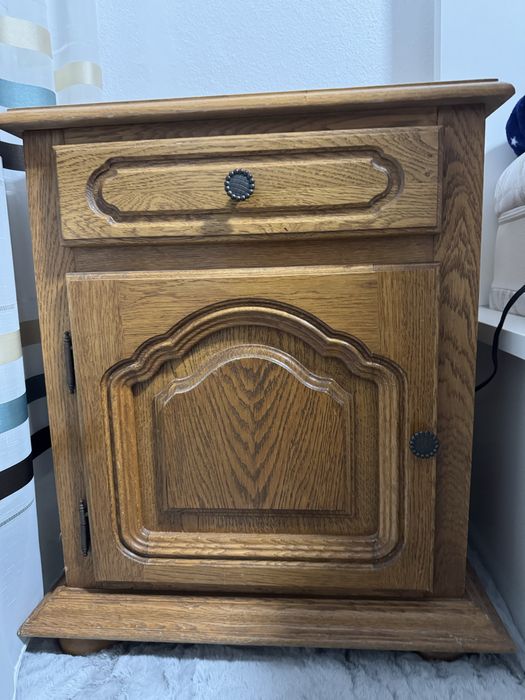 Noptiera stejar masiv, cu sertar si usa