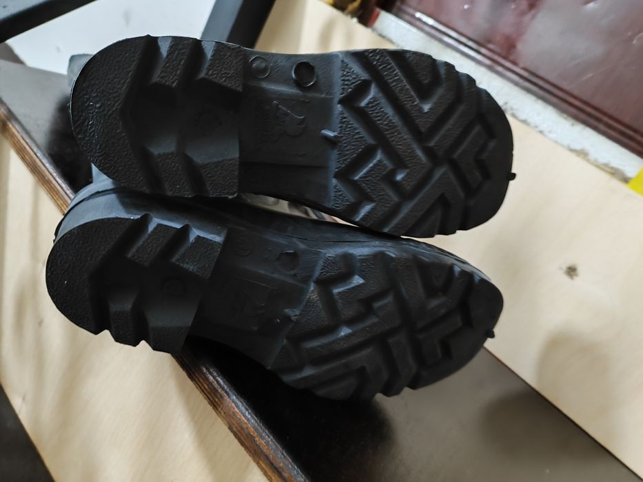 Продам сопоги резиновые 41