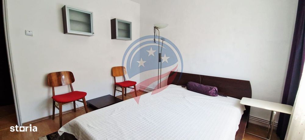 Apartament 3 camere decomandat, Et. 2/4, Lăpuș–Argeș, mobilat, central