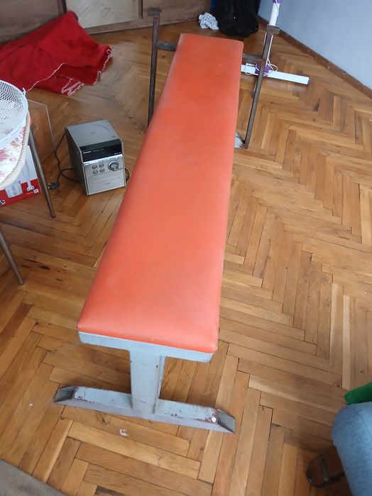 Фитнес лежанка. Използвана.