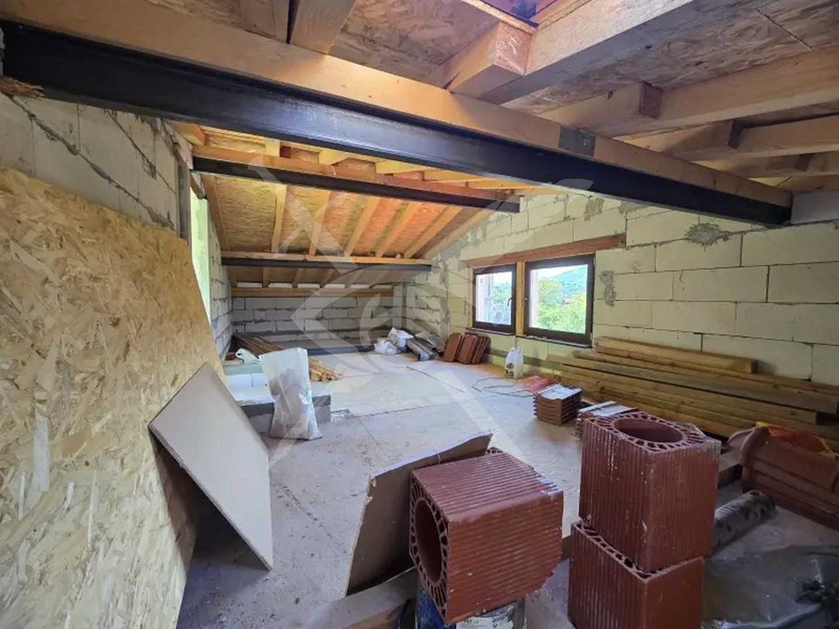 Продава се Къща в Своге - 75 кв.м за 1600 €/кв.м - Снимка #9