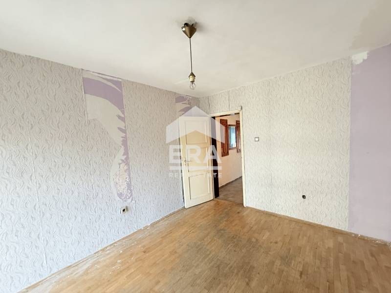 Продава се Двустаен апартамент в Варна, Зимно кино Тракия - 64 кв.м за 1969 €/кв.м - Снимка #9