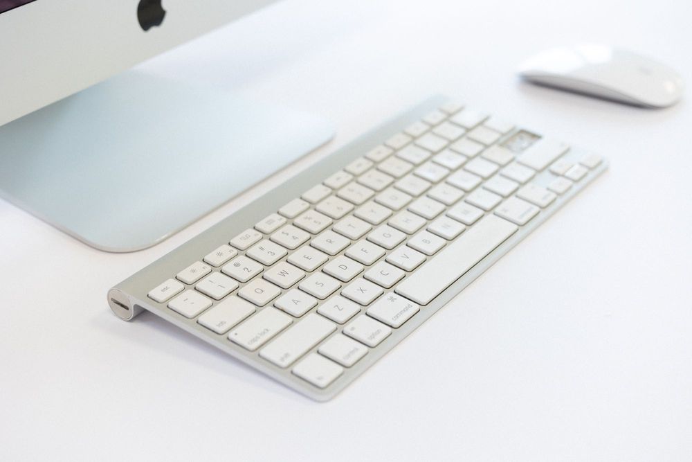 Apple iMac 27 inch 5K I7 4GHz 32GB 3TB