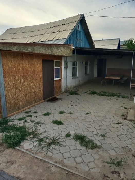 Продаю дом в центре города срочно