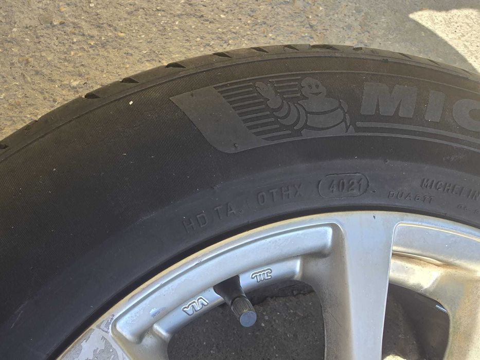 Jante de aliaj cu cauciucuri de vara michelin 195/65/15