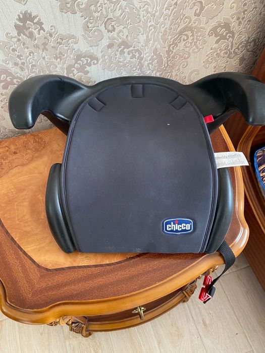 Бустер chicco