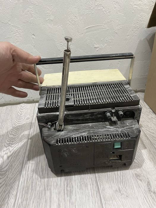 Телевизор продам