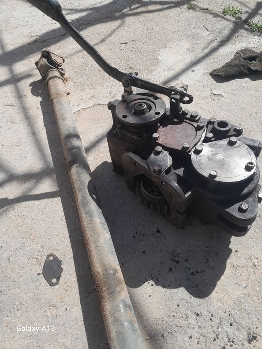 Suv tortib sepadigan nasos vodavozniki