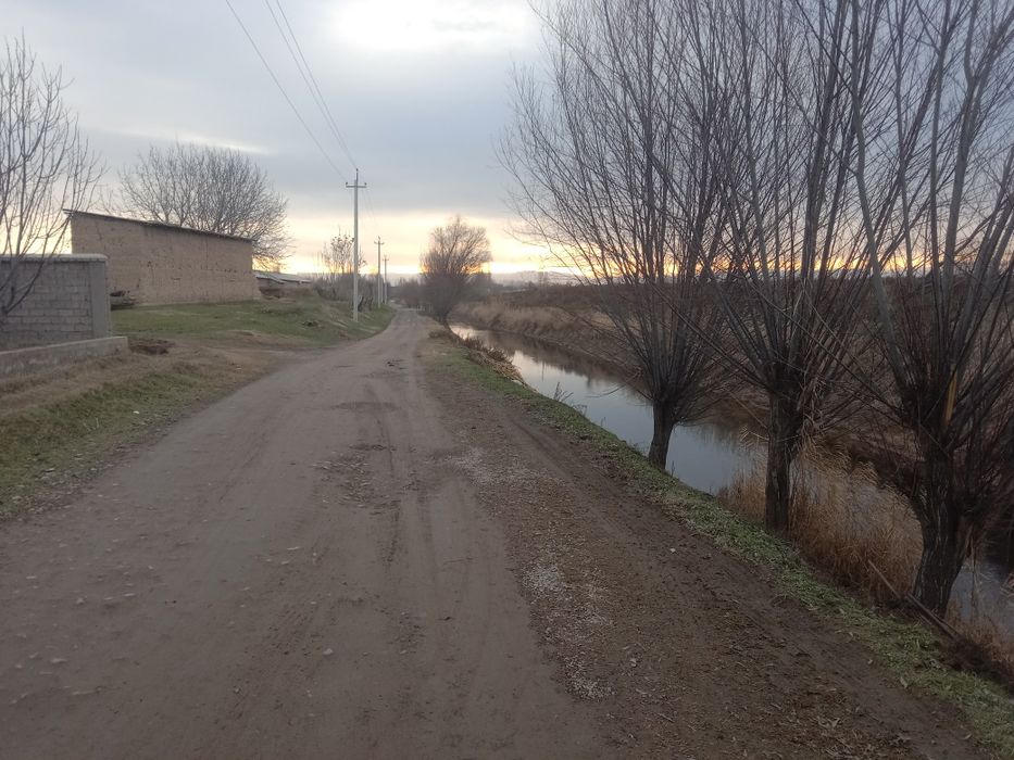 Йенги Уй срочна сотилади