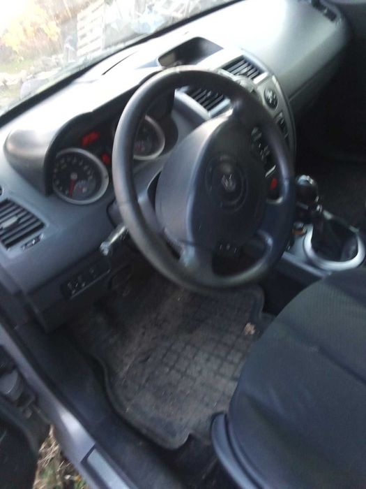 Renault Megane на части